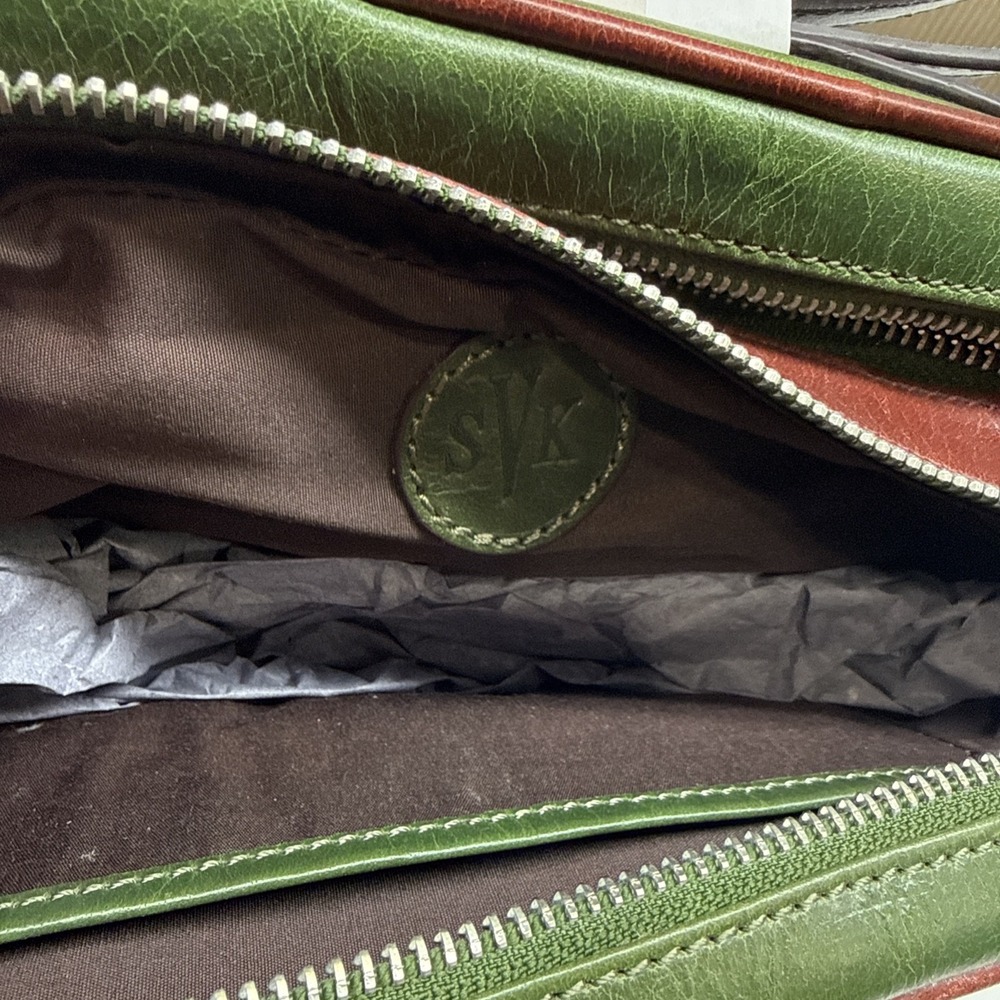 SVK Western Crossbody Embossed Leather Brown Green Blue Feather Accent - Picture 7 of 8